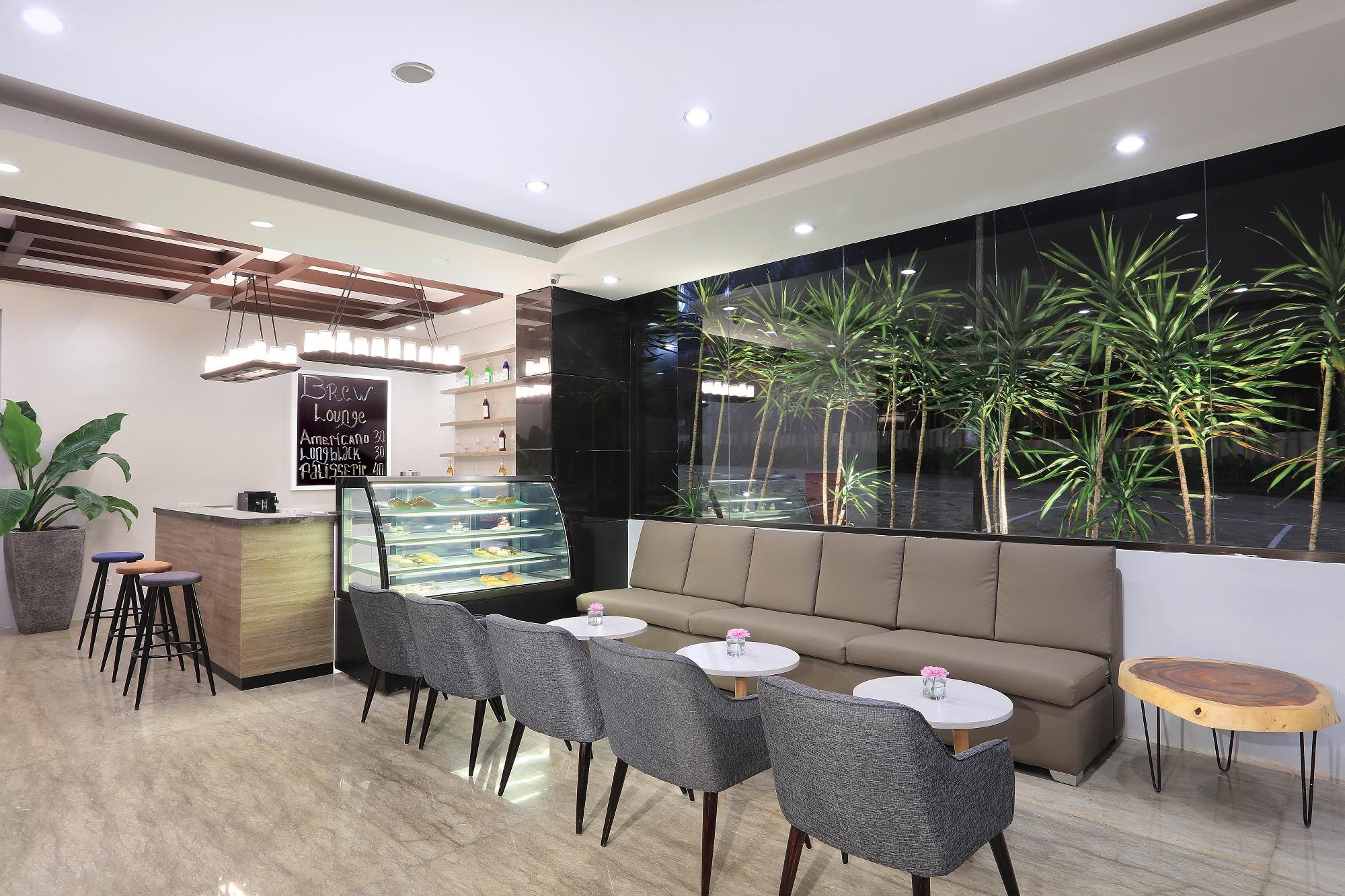 Aston Inn Batu Kültér fotó