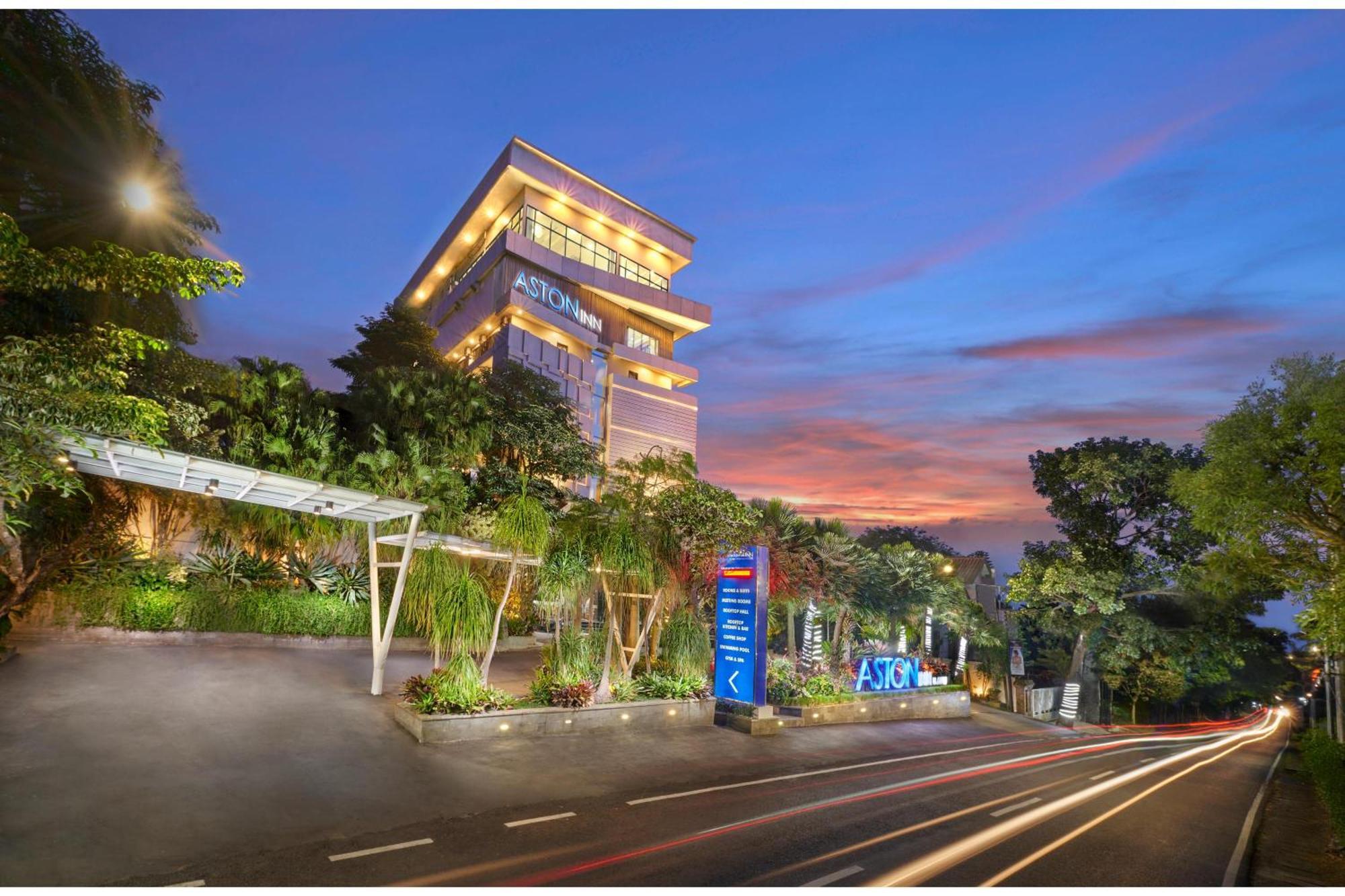 Aston Inn Batu Batu  Kültér fotó