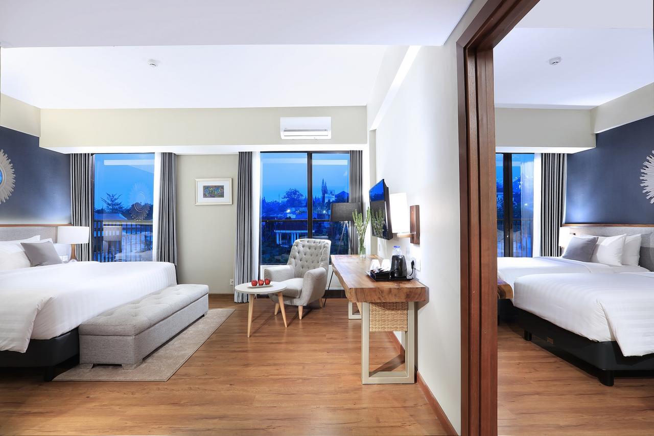 Aston Inn Batu Kültér fotó